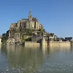 Le Relais De La Hardiesse 6km Mont St Michel - D'hotes Et 3* Courtils
