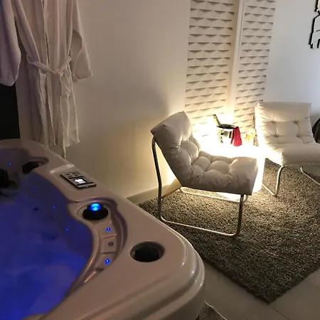 Le Relais De La Hardiesse 6km Mont St Michel - D'hotes Et