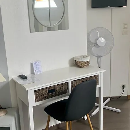 Le Relais De La Hardiesse 6km Mont St Michel - D'hotes Et