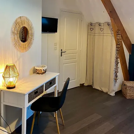 Le Relais De La Hardiesse 6km Mont St Michel - D'hotes Et לינה וארוחת בוקר 3*
