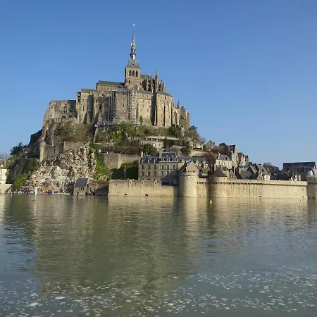 Le Relais De La Hardiesse 6km Mont St Michel - D'hotes Et 3* Courtils