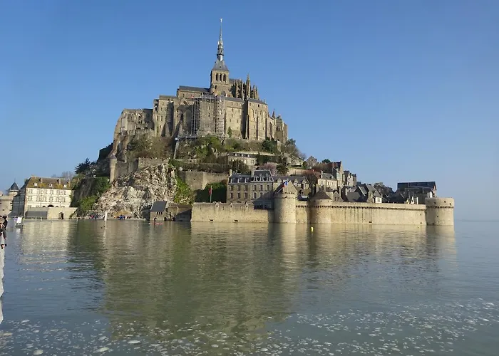 Le Relais De La Hardiesse 6km Mont St Michel - D'hotes Et 3* Courtils